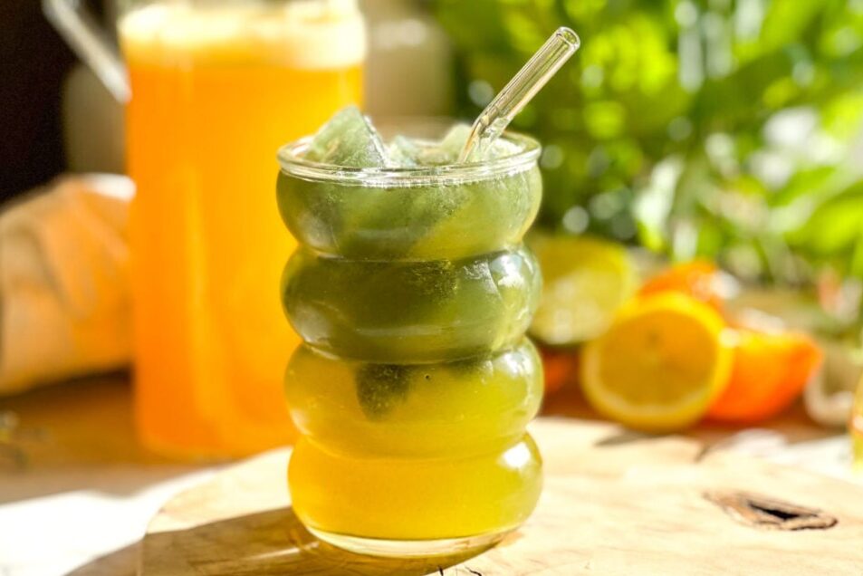 Natural isotonic drinks: easy recipes to make at home